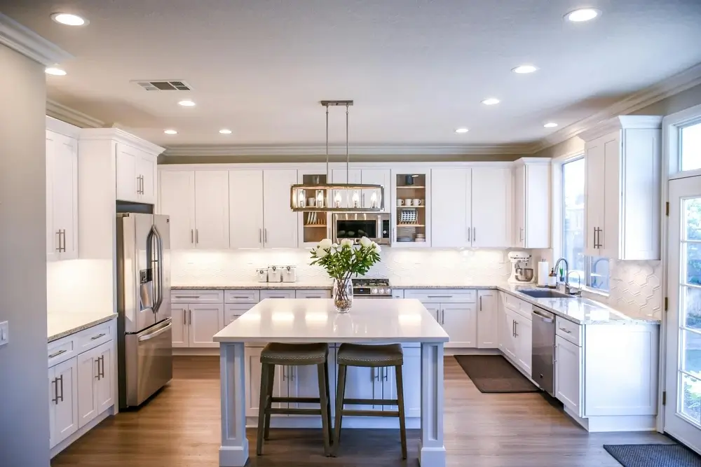 Kitchen Cabinets: Final Touches and Aesthetics