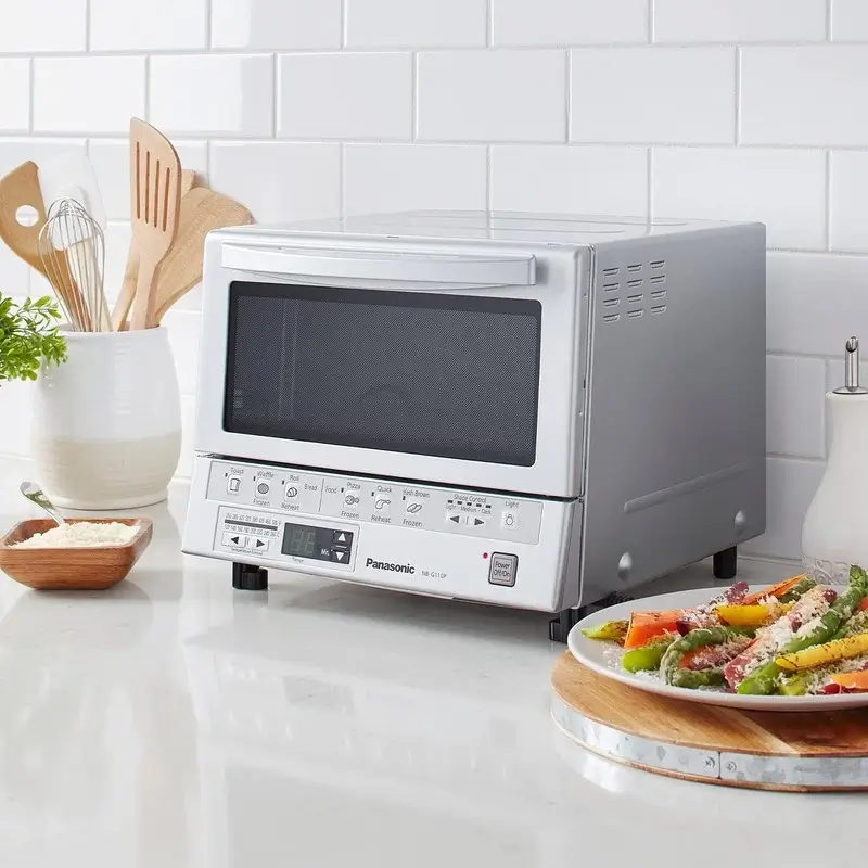 Panasonic FlashXpress Toaster Oven Key Features and Technology Beyond Toasting